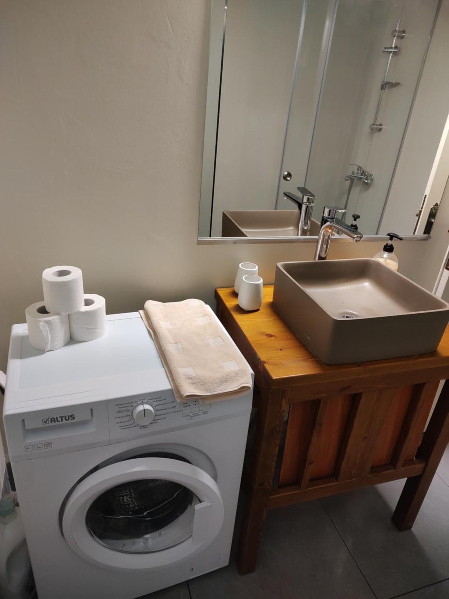 Spacious Townhouse Close To Chania Center ภายนอก รูปภาพ